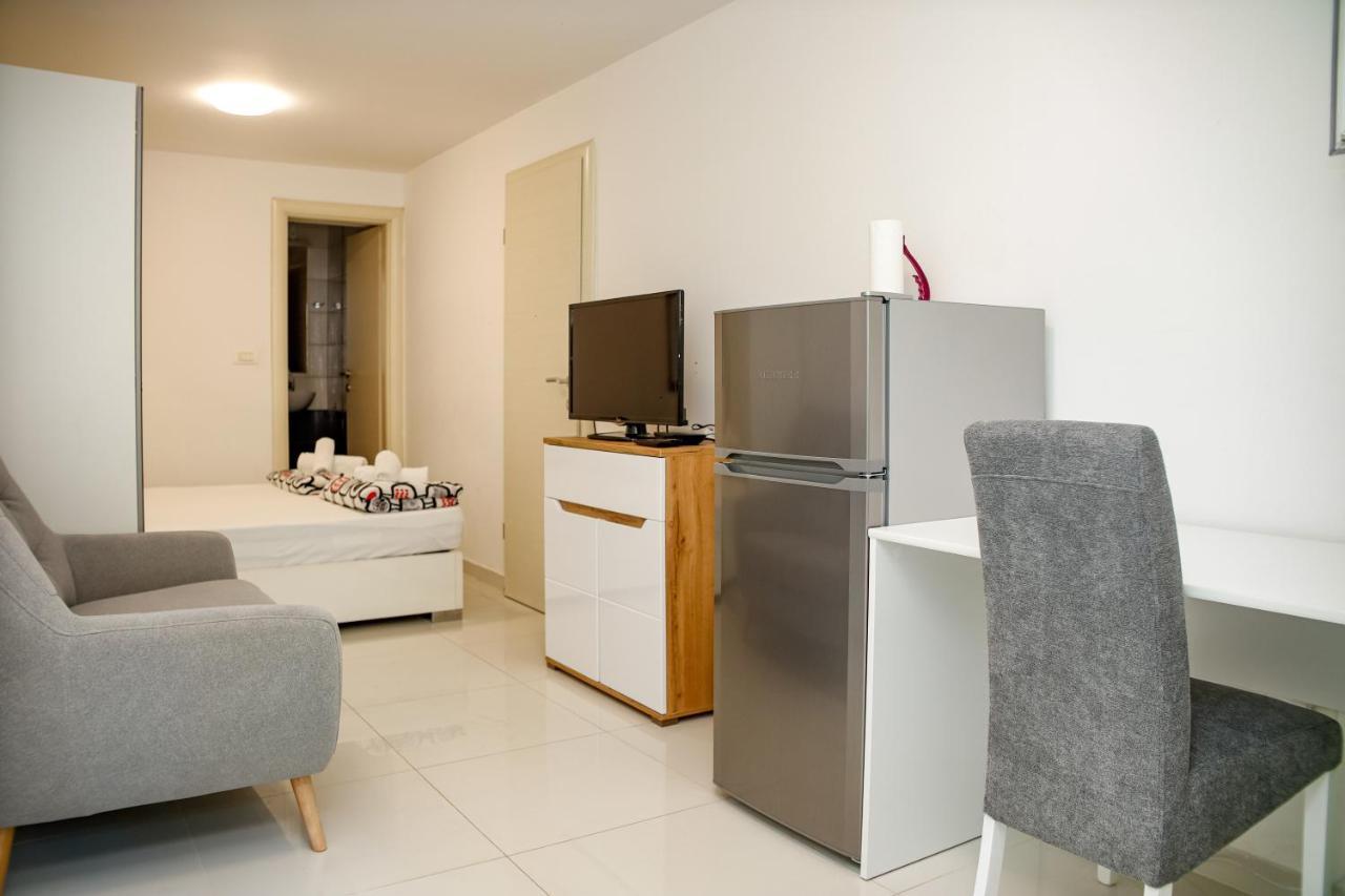Studio Apartman Hotel Split Exterior foto